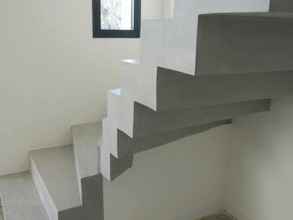 Création d'escalier en béton dans l'Yonne